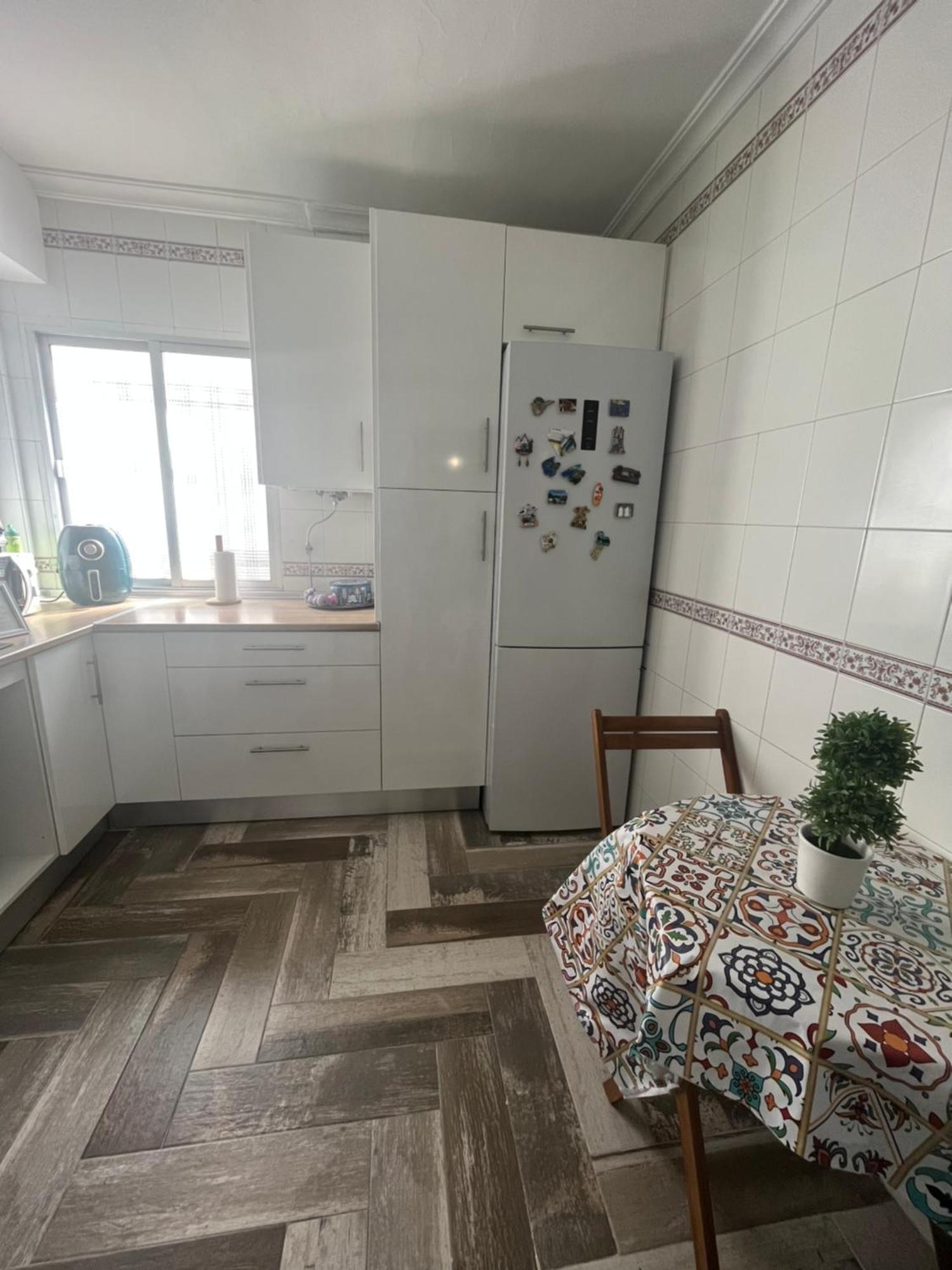 Lovely Rooms En Piso Compartido Seville Exterior photo